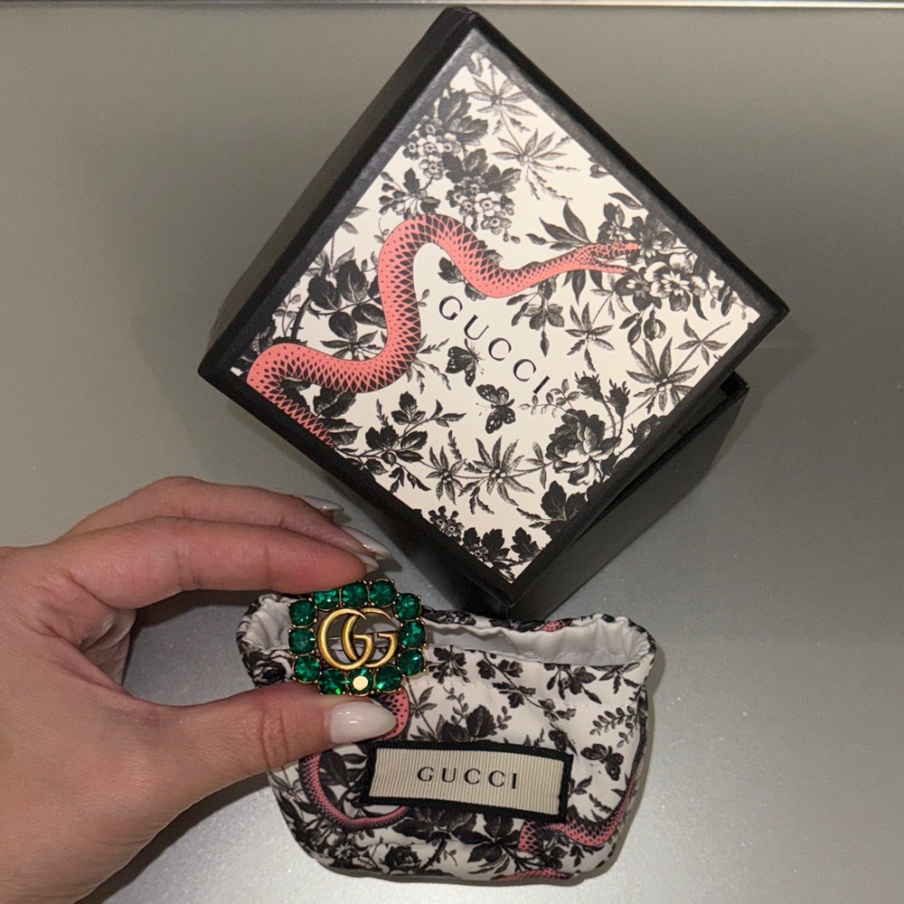 Gucci Emerald Green GG Logo Brooch